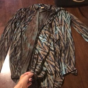 Colorful shall/cardigan